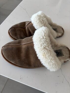 UGG Brown Suede Slip-On Shearling Mules with Cream Cuff